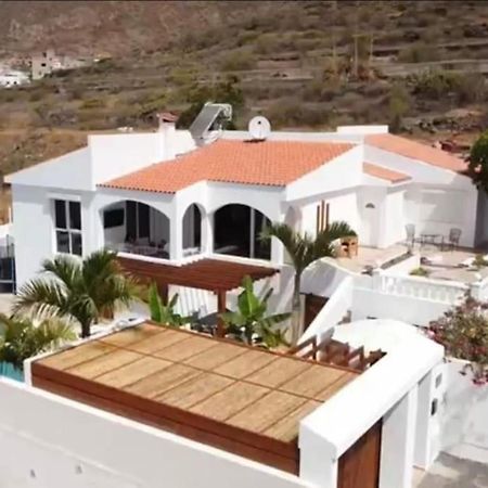 ארונה Gezellige Villa Met Prachtig Zicht En Zwembad מראה חיצוני תמונה