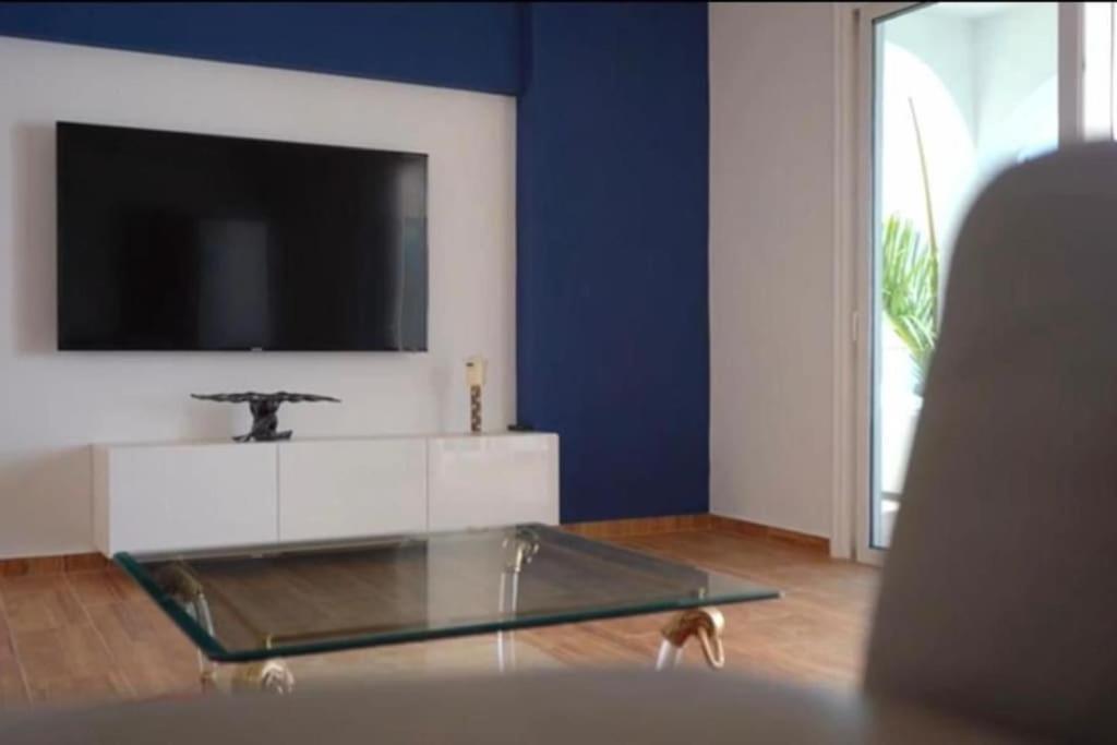 ארונה Gezellige Villa Met Prachtig Zicht En Zwembad מראה חיצוני תמונה