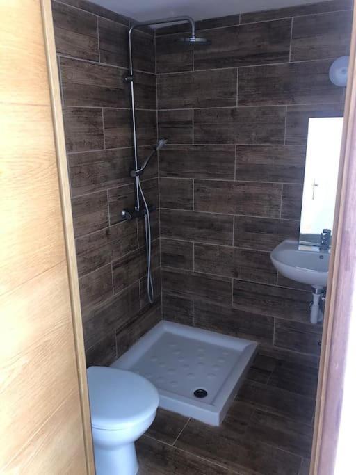 ארונה Gezellige Villa Met Prachtig Zicht En Zwembad מראה חיצוני תמונה